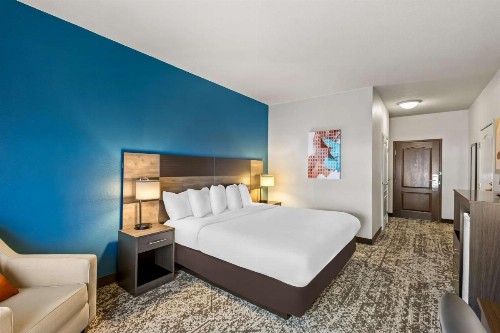 Best Western Plus Fort Wayne Inn & Suites North - image 37