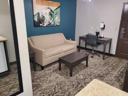 Best Western Plus Fort Wayne Inn & Suites North - image 42