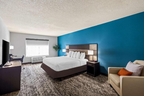 Best Western Plus Fort Wayne Inn & Suites North - image 49