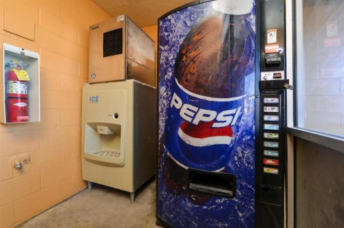 Executive Inn - image 9