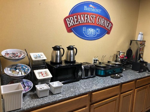 Baymont by Wyndham Fort Wayne - image 30