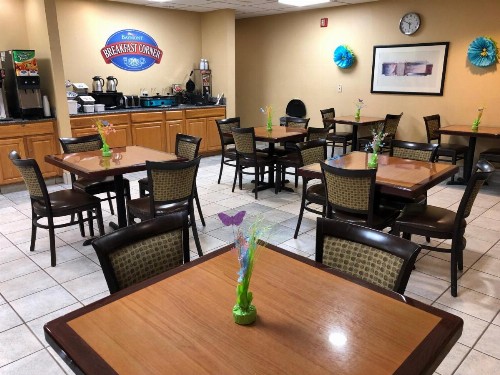 Baymont by Wyndham Fort Wayne - image 49