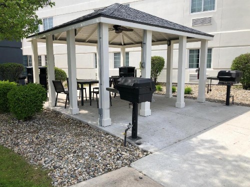 Candlewood Suites Fort Wayne - NW an IHG Hotel - image 10