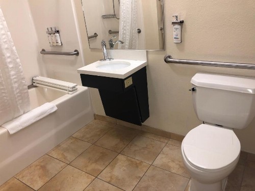 Candlewood Suites Fort Wayne - NW an IHG Hotel - image 13
