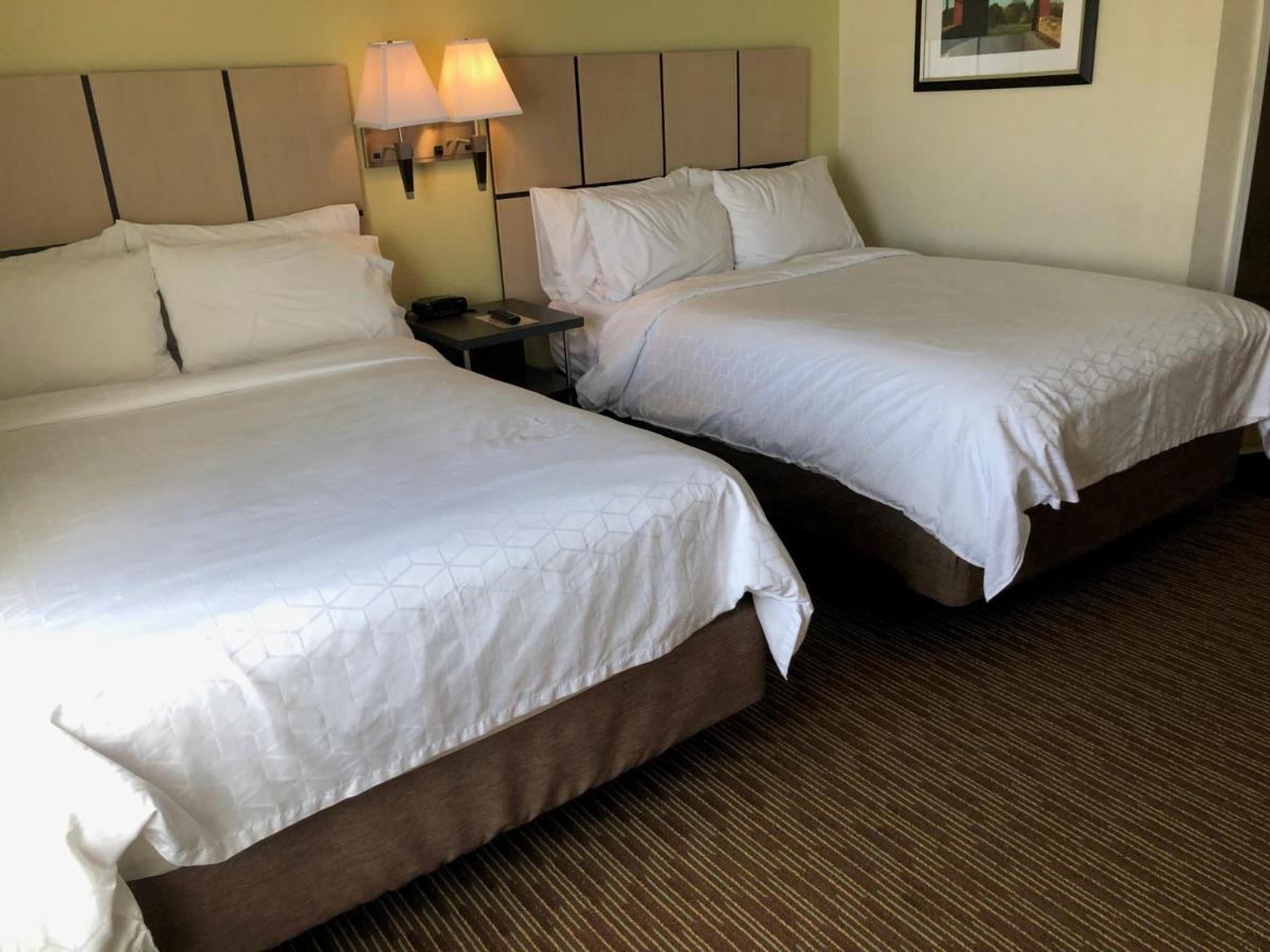 Candlewood Suites Fort Wayne - NW an IHG Hotel - image 2