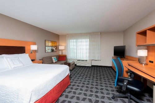 TownePlace Suites Fort Wayne North - image 11