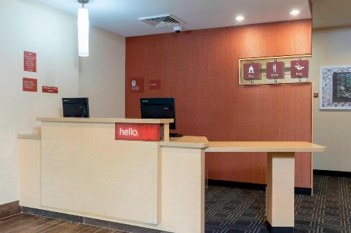 TownePlace Suites Fort Wayne North - image 4
