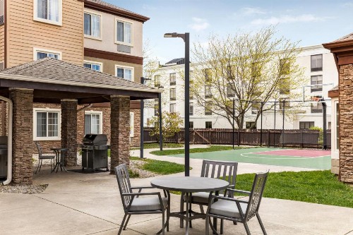 Staybridge Suites Fort Wayne an IHG Hotel - image 2