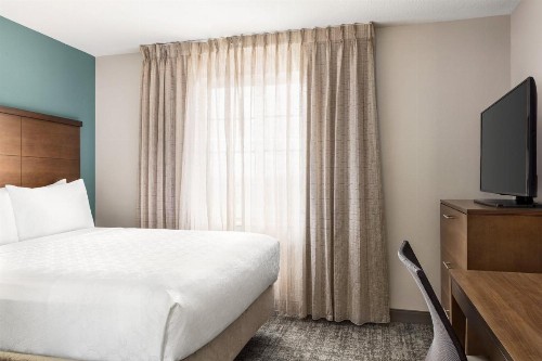 Staybridge Suites Fort Wayne an IHG Hotel - image 22
