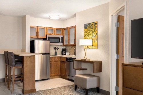 Staybridge Suites Fort Wayne an IHG Hotel - image 29