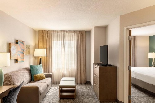 Staybridge Suites Fort Wayne an IHG Hotel - image 32