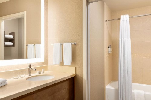 Staybridge Suites Fort Wayne an IHG Hotel - image 43