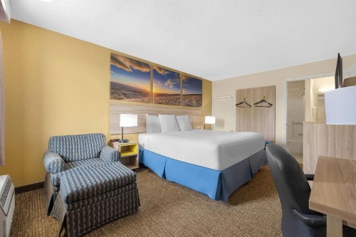Days Inn by Wyndham Fort Wayne - image 34