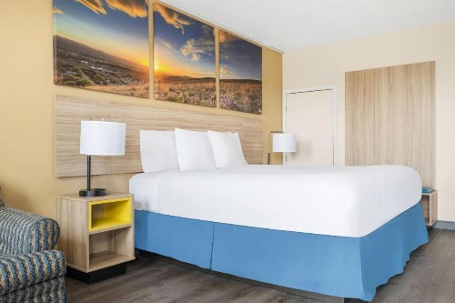 Days Inn by Wyndham Fort Wayne - image 38