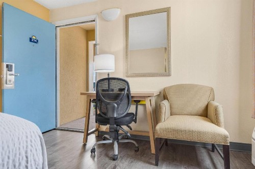 Days Inn by Wyndham Fort Wayne - image 48