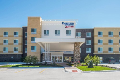 Fairfield Inn & Suites by Marriott Fort Wayne Southwest - image 1