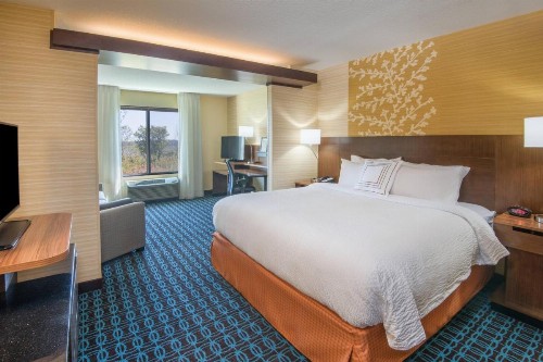 Fairfield Inn & Suites by Marriott Fort Wayne Southwest - image 10