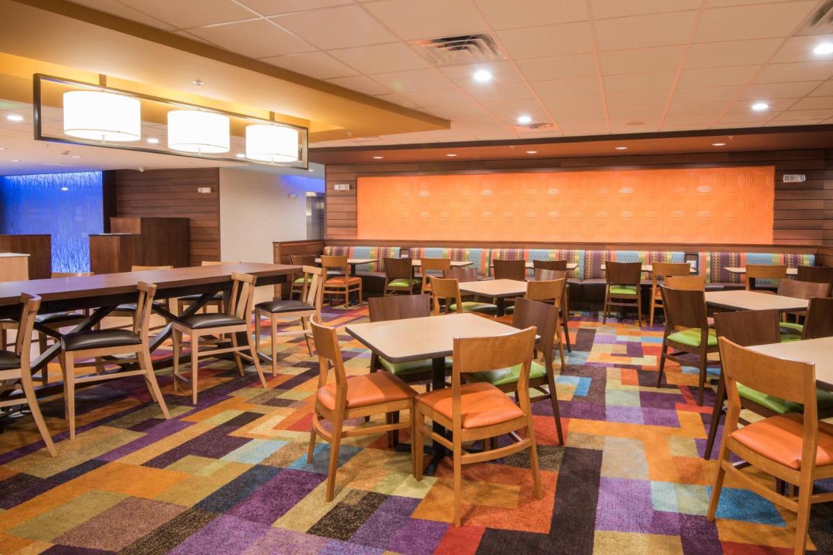 Fairfield Inn & Suites by Marriott Fort Wayne Southwest - image 4