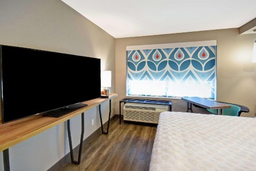 Tru By Hilton Fort Wayne - image 40