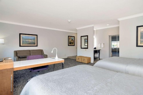 Hampton Inn & Suites Fort Worth-Fossil Creek - image 25