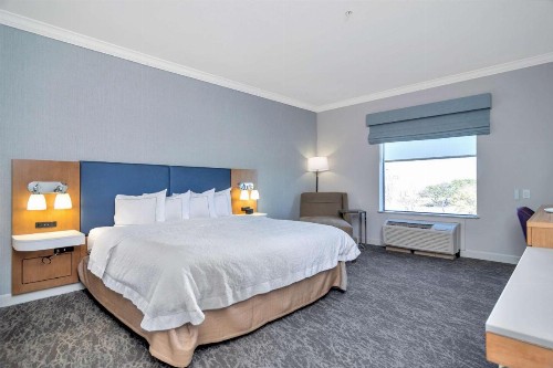 Hampton Inn & Suites Fort Worth-Fossil Creek - image 35