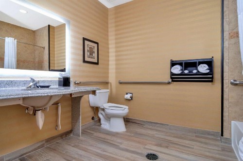 Hampton Inn & Suites Fort Worth-Fossil Creek - image 38