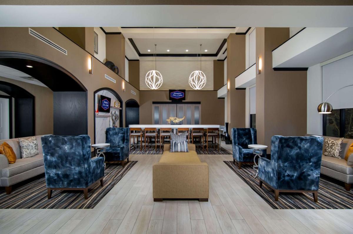 Hampton Inn & Suites Fort Worth-Fossil Creek - image 7