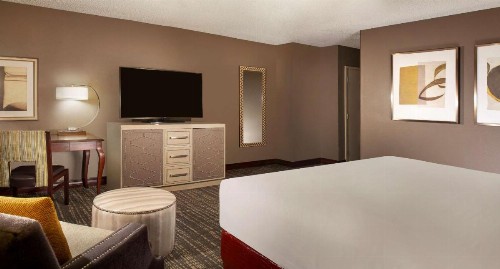 Hilton Fort Worth - image 37
