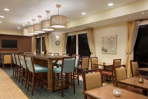 Hampton Inn Fort Worth Southwest Cityview - image 4