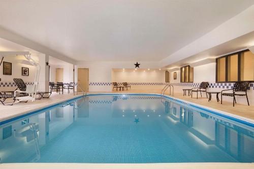 Hampton Inn Fort Worth Southwest Cityview - image 6