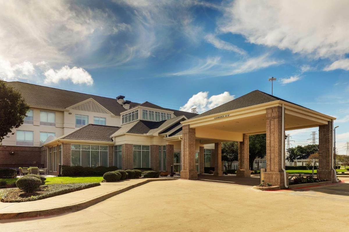 Hilton Garden Inn Fort Worth/Fossil Creek - main image