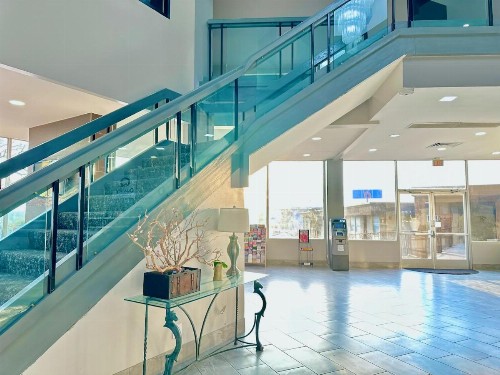 Stay Express Hotel - image 4