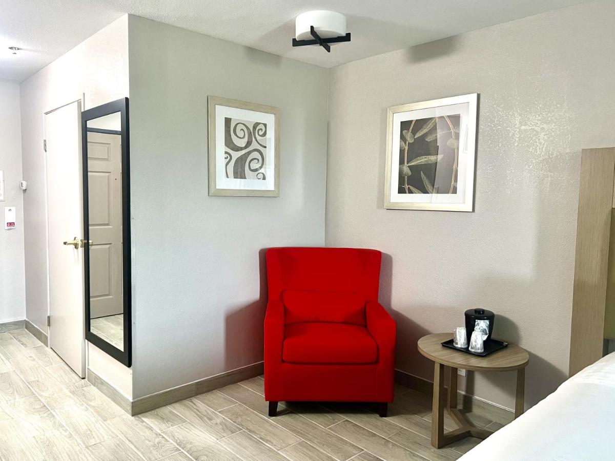 Country Inn & Suites by Radisson Fort Worth TX - image 3