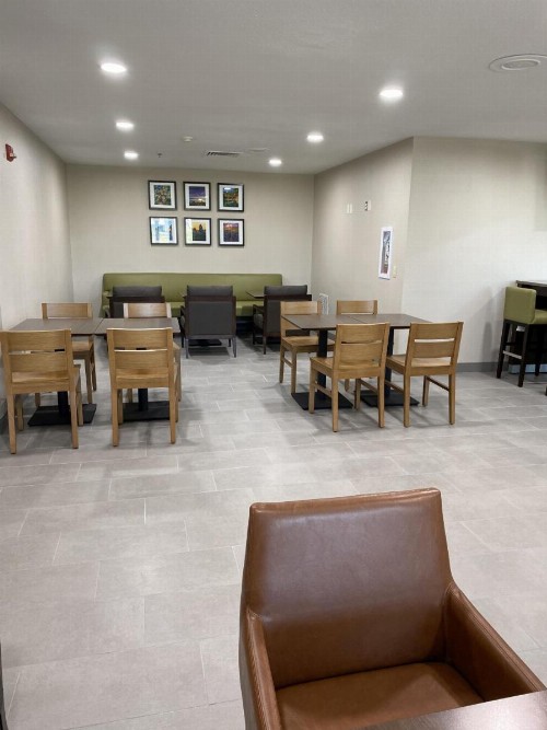 Country Inn & Suites by Radisson Fort Worth TX - image 8