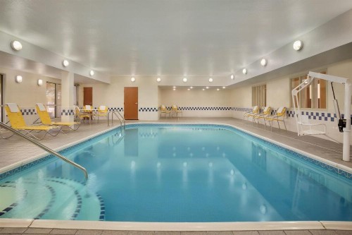 Fairfield Inn & Suites Fort Worth University Drive - image 17