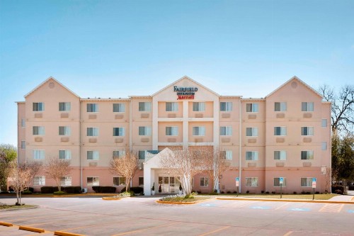 Fairfield Inn & Suites Fort Worth University Drive - image 2