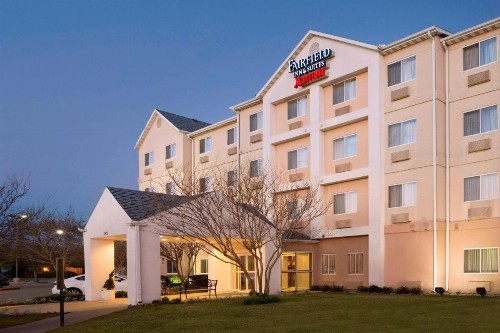 Fairfield Inn & Suites Fort Worth University Drive - image 4