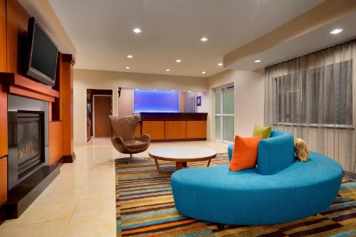 Fairfield Inn & Suites Fort Worth University Drive - image 6