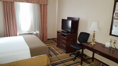 Country Inn & Suites by Radisson Fort Worth West l-30 NAS JRB - image 23