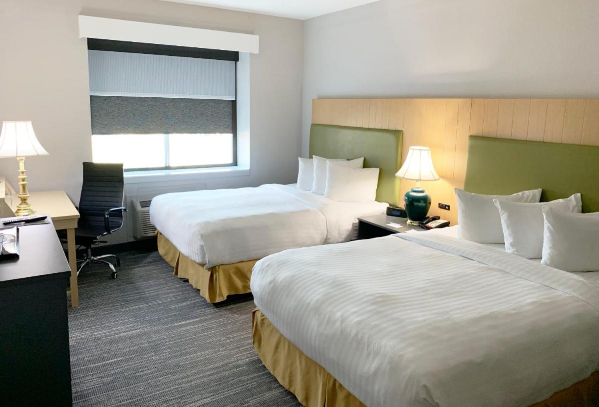 Country Inn & Suites by Radisson Fort Worth West l-30 NAS JRB - image 3