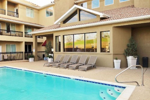 Country Inn & Suites by Radisson Fort Worth West l-30 NAS JRB - image 32