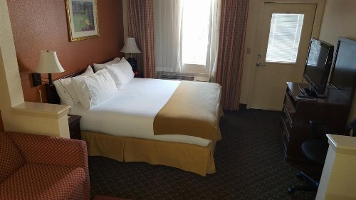 Country Inn & Suites by Radisson Fort Worth West l-30 NAS JRB - image 34