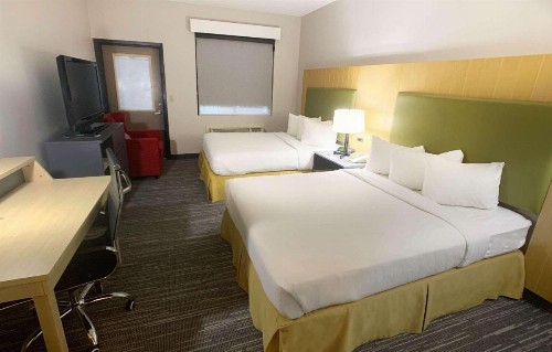 Country Inn & Suites by Radisson Fort Worth West l-30 NAS JRB - image 45