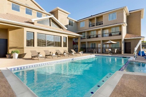 Country Inn & Suites by Radisson Fort Worth West l-30 NAS JRB - image 8
