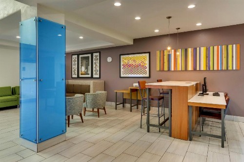 Holiday Inn Express Lake Worth NW Loop 820 an IHG Hotel - image 16
