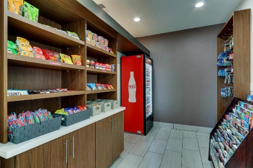 Holiday Inn Express Lake Worth NW Loop 820 an IHG Hotel - image 18