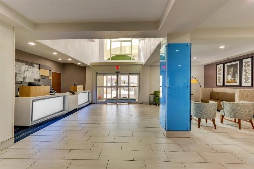 Holiday Inn Express Lake Worth NW Loop 820 an IHG Hotel - image 5