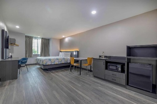 Motel 6-Fort Worth TX - Burleson - image 7