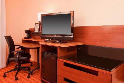 Fairfield by Marriott Inn & Suites Fossil Creek - image 21