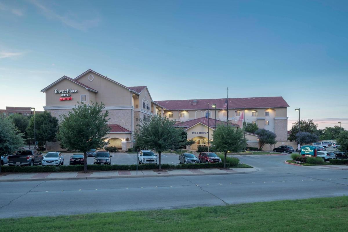 TownePlace Suites Fort Worth Downtown - image 3